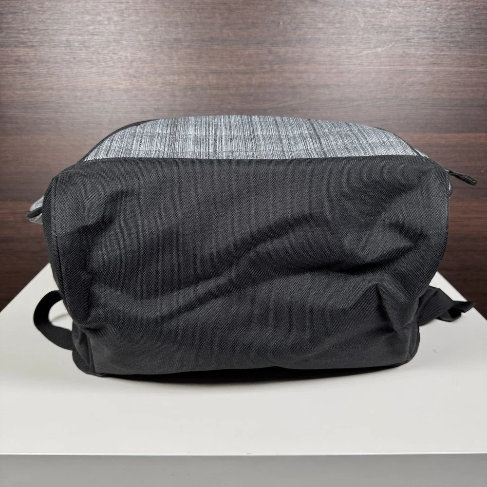 NEW - OGIO Backpack 711105 Petrol Metro Street 17